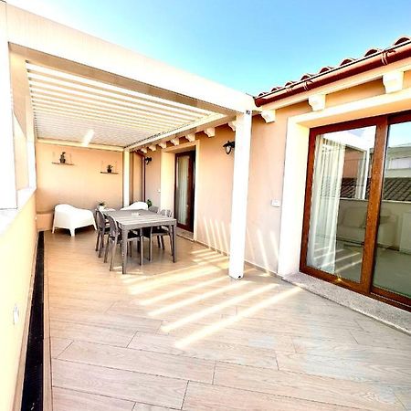 Waterfront Apartment Olbia Bagian luar foto
