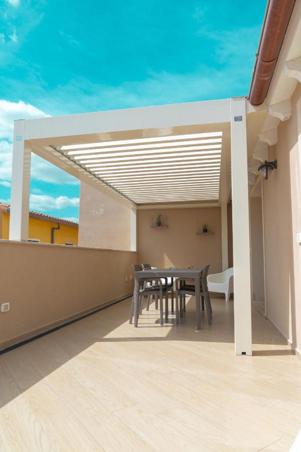 Waterfront Apartment Olbia Bagian luar foto