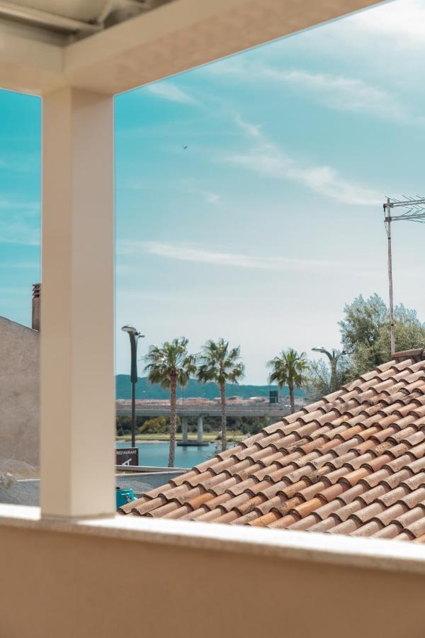 Waterfront Apartment Olbia Bagian luar foto