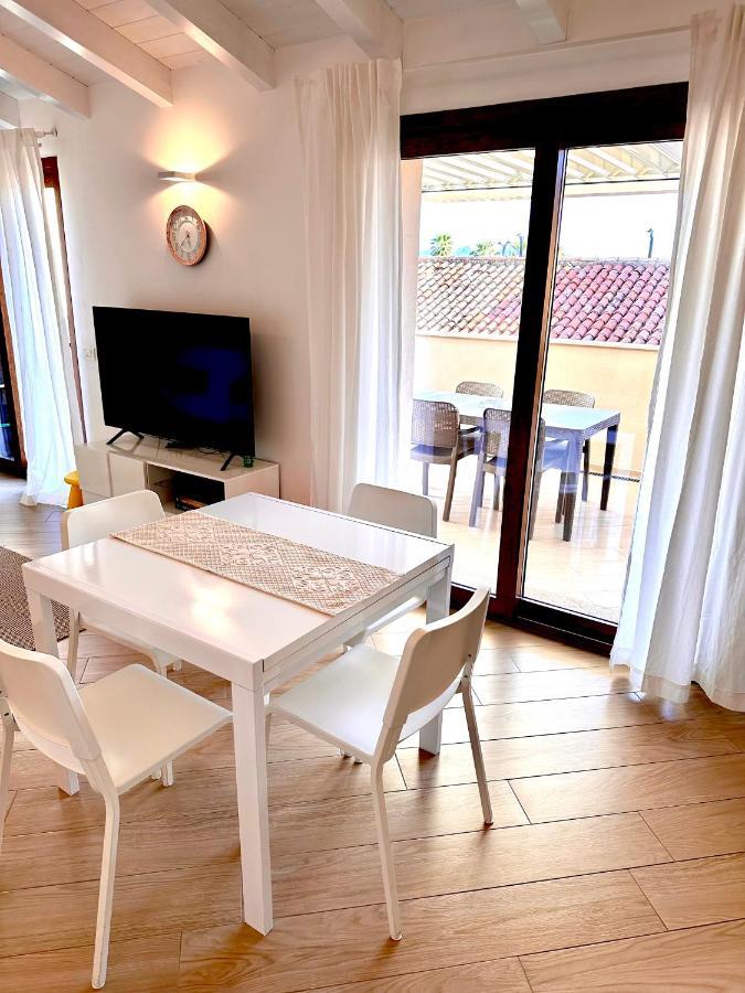 Waterfront Apartment Olbia Bagian luar foto